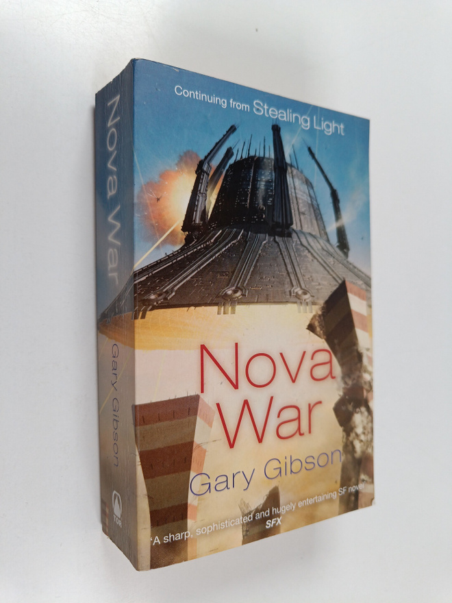 Gary Gibson : Nova War