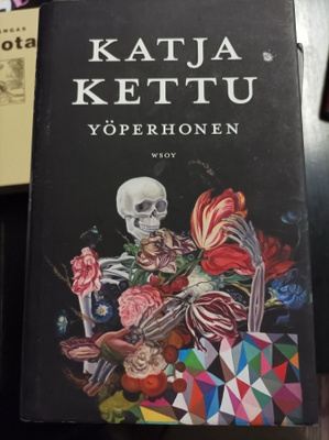 Katja Kettu Yöperhonen