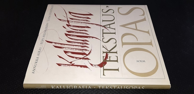 Annukka Airas : Kalligrafia - tekstausopas