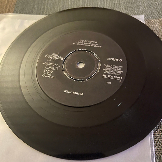 KARI KUUVA: Isä teki  mukin * Go-Go Sylvi * FIN 1973