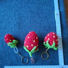 Alina´s Handmade virkattu Mansikka avaimenperä - pikkukuva 3