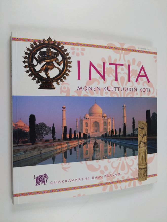Chakravarthi Ram-Prasad : Intia : monen kulttuurin koti
