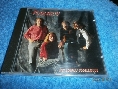PUOLIKUU : NYT LOPPUU TODELLISUUS - CD