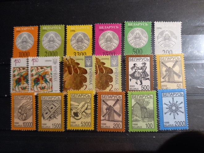 VALKOVENÄJÄ & UKRAINA postituoreita 18kpl **
