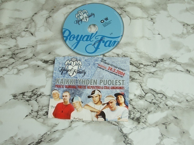 CD Single Royal Family - Kaikki Yhden Puolest