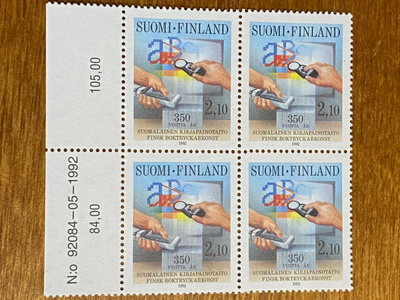 SUOMALAINEN KIRJAPAINOTAITO NELIÖ NUMERO MARGINAALILLA**