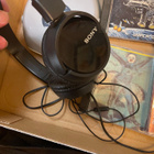 Sony Walkman sekä kuulokkeet ja cd-levyt jotka toimivia - pikkukuva 4