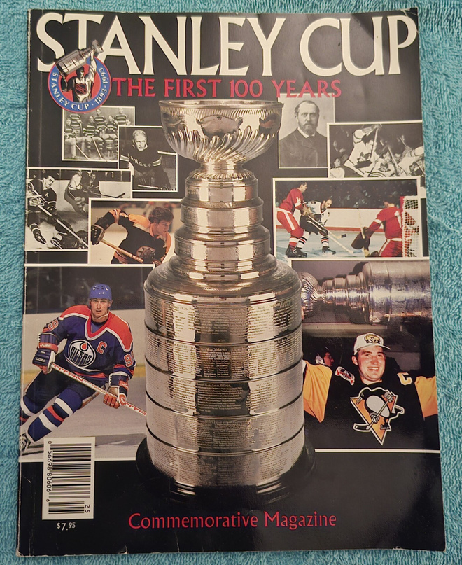 Stanley Cup: The first 100 years -lehti