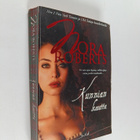 Nora Roberts : Kunnian kautta - pikkukuva 1