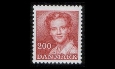Tanska 754 ** MargretheI 2,00 kr punainen (1982)