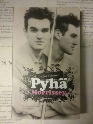 Mark Simpson - Pyhä Morrissey (pokkari)