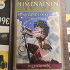 Thompson, Jill: Ihmenainen: Todellinen amatsoni - pikkukuva 1
