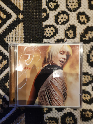 Robyn Dorit Stop The Music