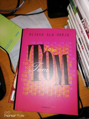 Riikka Ala-harja Tom