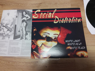 Social Distortion – White Light White Heat White Trash