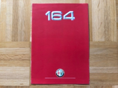 Esite Alfa Romeo 164 vuodelta 1989
