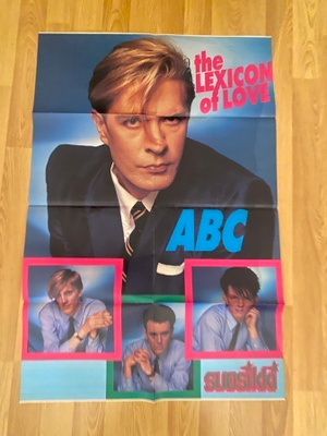 ABC julisteet ja tarra