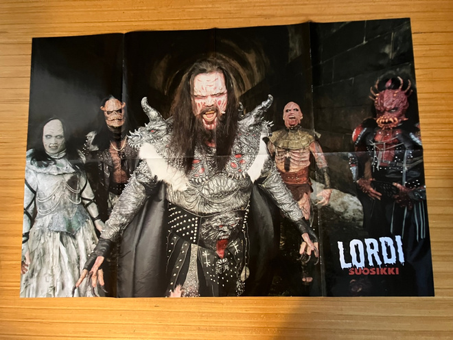 SUOSIKKI JULISTE LORDI HYVÄ