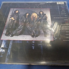 KISS - REVENGE SAKSA 1. 1992 PAINOS M-/M- LP - pikkukuva 2