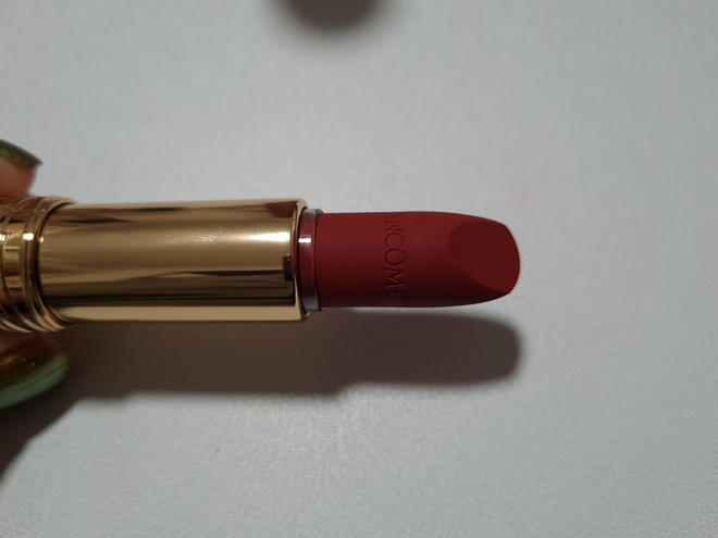 Lancome täyskokoinen huulipuna