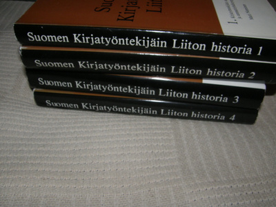 Suomen Kirjatyöntekijäin liiton historia 1-4