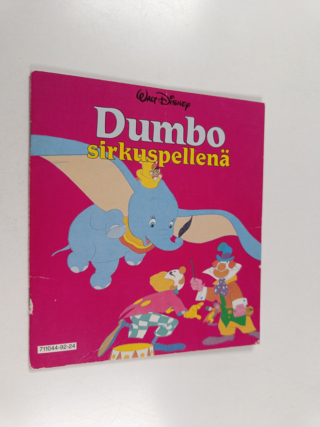 Walt Disney : Dumbo sirkuspellenä