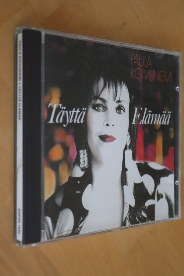 CD Paula Koivuniemi : Täyttä elämää