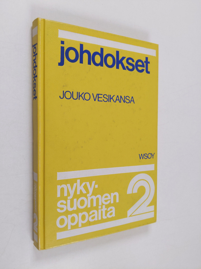 Jouko Vesikansa : Nykysuomen oppaita 2, Johdokset