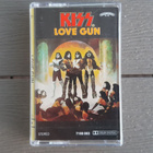 MC: Kiss - Love Gun (1977/Reissue ?) - pikkukuva 1