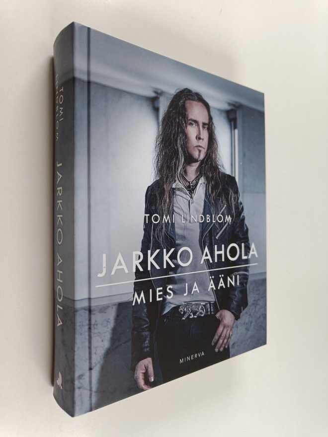 Tomi Lindblom : Jarkko Ahola : mies ja ääni - Mies ja ääni