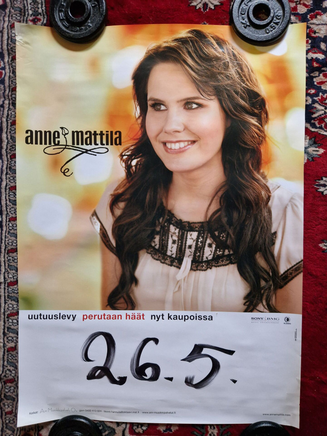 Anne Mattila keikkajuliste 29 .60×70cm