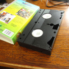vanha vhs kasetti viiru ja pesonen - pikkukuva 3