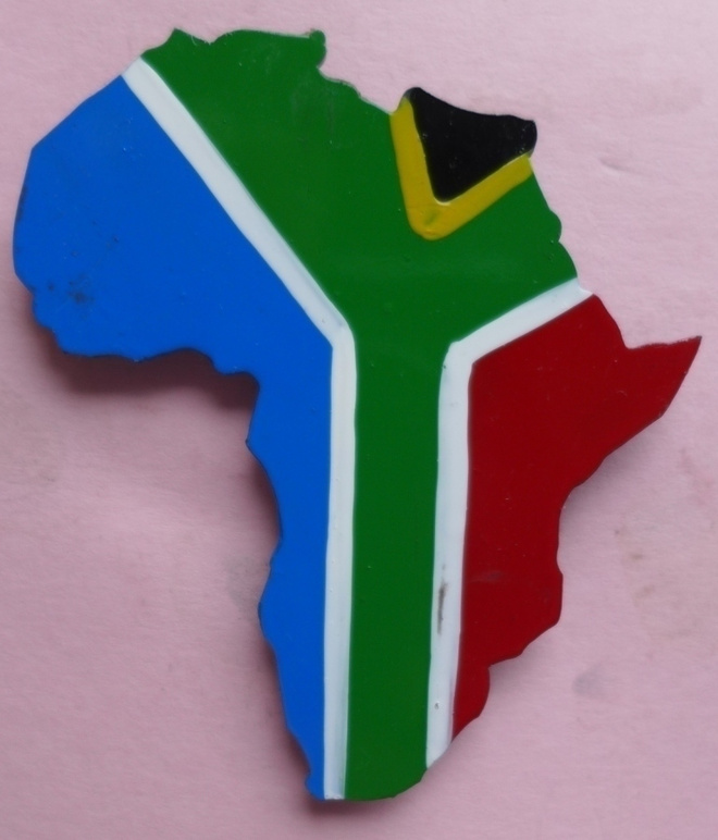 matkamuisto AFRIKKA magneetti takana