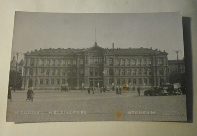 Helsinki, Ateneum, autot, vanha valokuvapk, ei p.