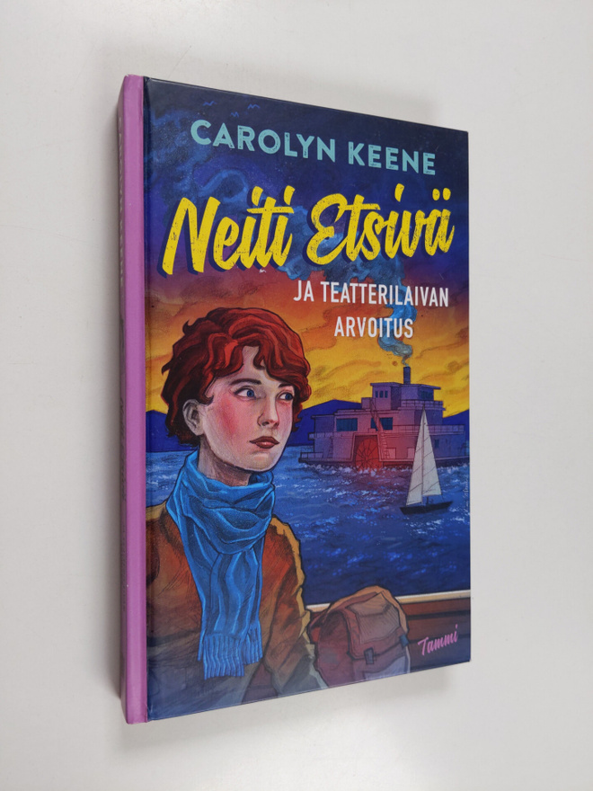 Carolyn Keene : Neiti Etsivä ja teatterilaivan arvoitus