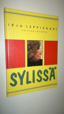 Irja Leppisaari : Sylissä