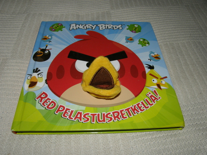 Angry Birds Red pelastusretkellä