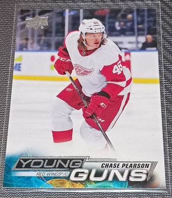 2022-23 Upper Deck Young guns # 244 Chase Pearson