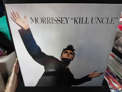 LP Morrissey : Kill Uncle ( SIS POSTIKULU )