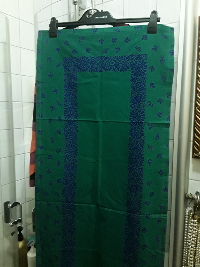 MARIMEKKO KAITA PÖYTÄLIINA.134 x 51,5 cm