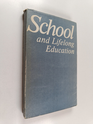 Maksymilian Maciaszek : School and lifelong education