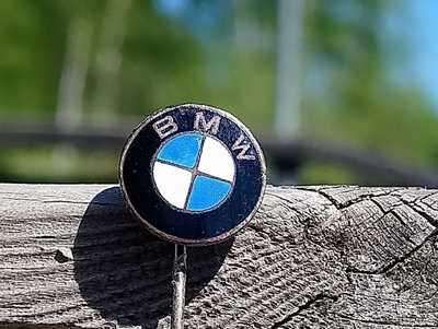BMW Emalinen merkki. Halkaisija - 11 mm. Ehjät emalit. Hyväk