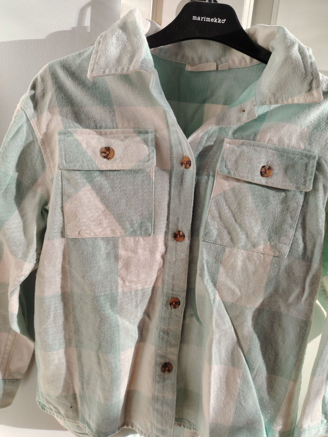 Tyttöjen paita 146/152