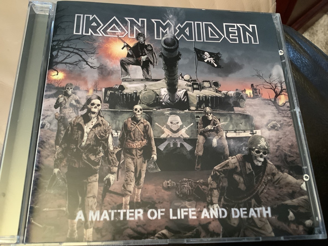 IRON MAIDEN / A Matter Of Life  And Death cd.