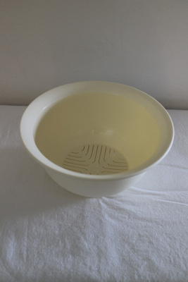 UUSI Tupperware siivilä / lävikkö