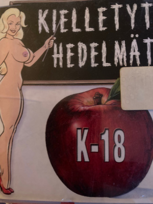 KIELLETYT HEDELMÄT K-18