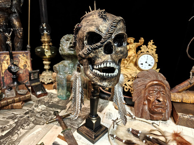 Crania Mortis -kallo ”The Bone Shaman”