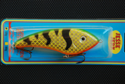 JESSE JERK 12cm, 80g Väri: 03
