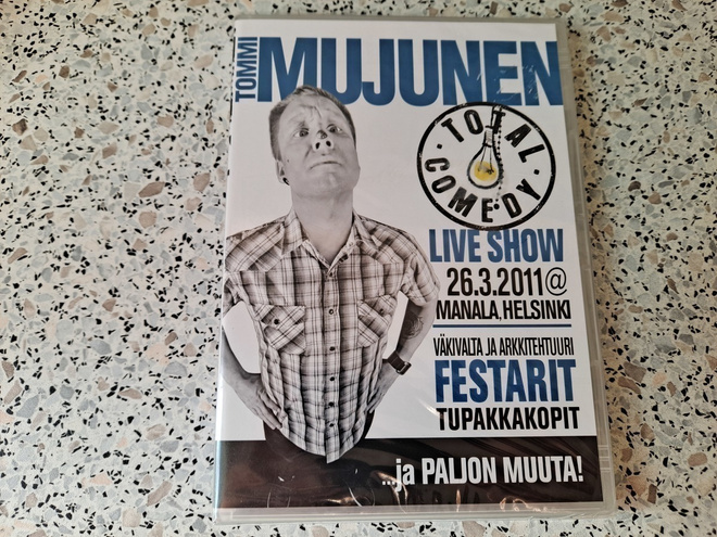 Total Comedy Tommi Mujunen (DVD) (UUSI)