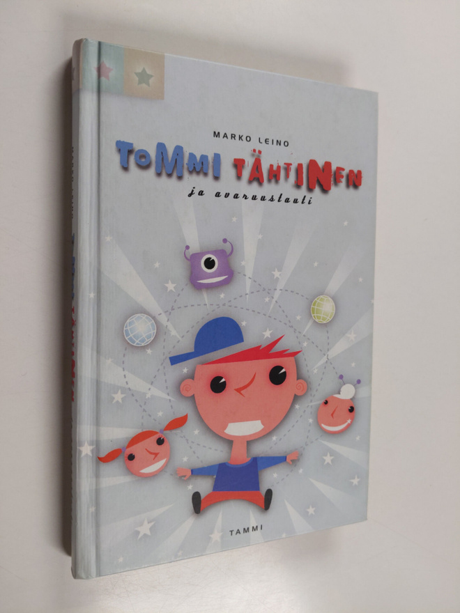 Marko Leino : Tommi Tähtinen ja avaruustauti
